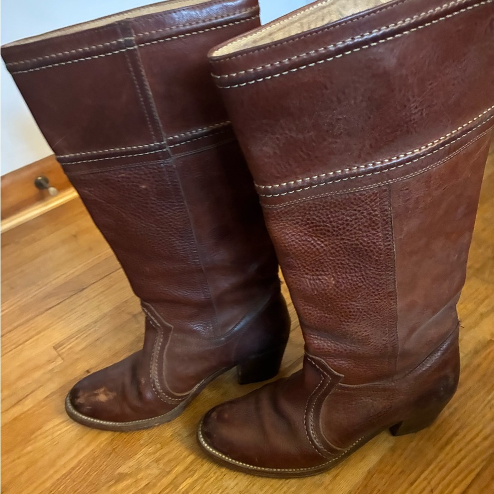 Frye Rich Brown Leather Heeled Boots - Picture 2 of 5